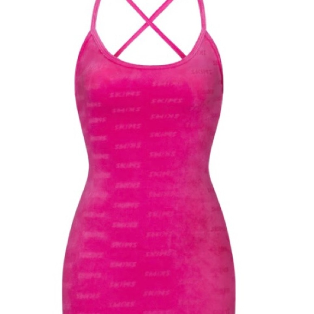 NEVER WORN SKIMS PINK VELOUR DRESS SIZE M 💓